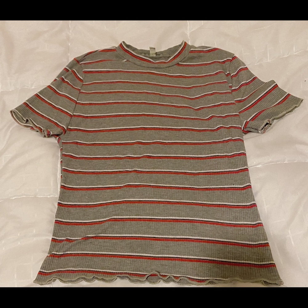 Short sleeve stripped top